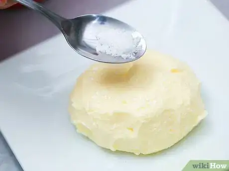 Imagen titulada Make Butter Step 11