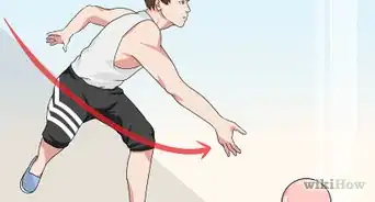 sujetar una bola de boliche