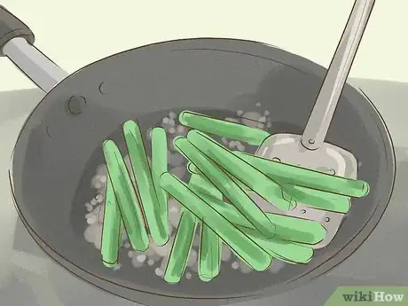 Imagen titulada Eat Cattails Step 2