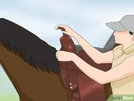 Imagen titulada Fit a Western Saddle Step 1