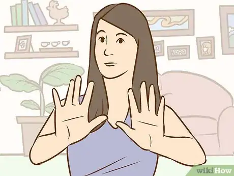 Imagen titulada React if a Guy Tries to Make You Jealous Step 9