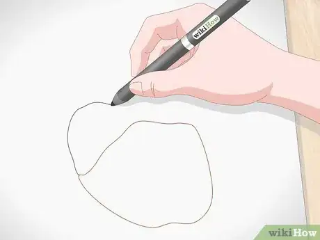 Imagen titulada Draw a Human Heart Step 2