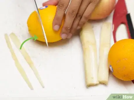 Imagen titulada Eat a Sugar Cane Step 8