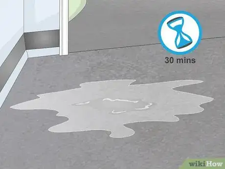Imagen titulada Clean Hydraulic Fluid from Asphalt Step 14