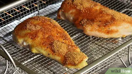 Imagen titulada Cook Frozen Chicken Breasts Step 8