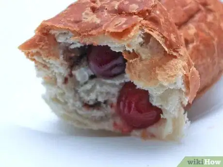 Imagen titulada Eat Cherries Step 9