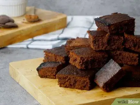 Imagen titulada Make Chocolate Covered Brownie Bites Step 8