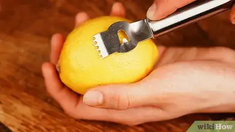 Imagen titulada Zest a Lemon Step 5