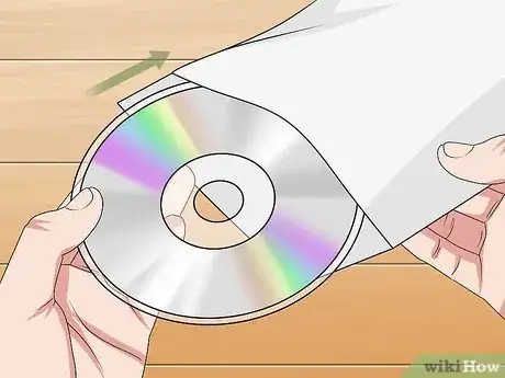 Imagen titulada Clean a PS4 Disc Step 6