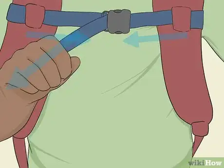 Imagen titulada Fit a Backpack Step 11.jpeg