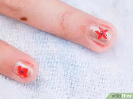 Imagen titulada Keep Nail Polish from Chipping Step 5
