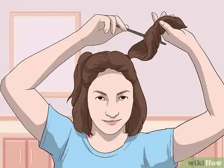 Imagen titulada Do Space Buns on Short Hair Step 3.jpeg