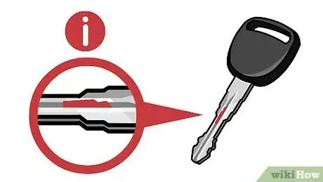 Imagen titulada Fix an Ignition Key That Doesn't Turn Step 3