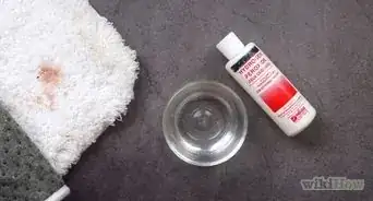 quitar las manchas rojas de la alfombra