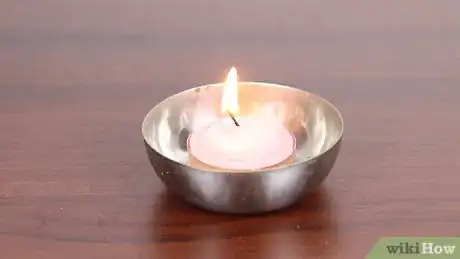 Imagen titulada Light a Candle Step 16