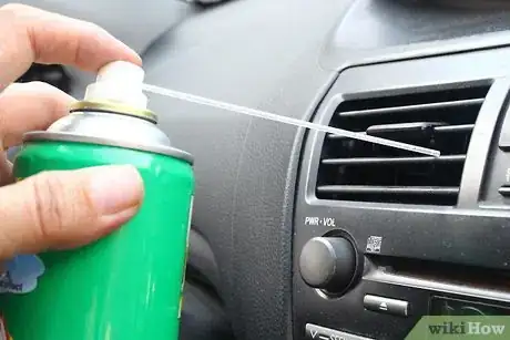 Imagen titulada Clean Car AC Vents Step 7