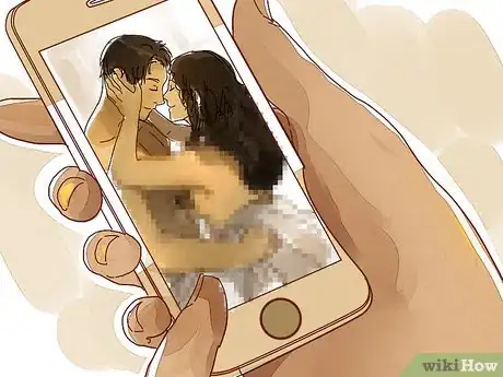 Imagen titulada Flirt with a Guy over Text Step 19