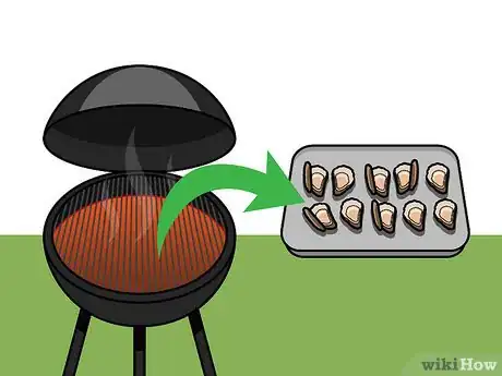 Imagen titulada Open Oysters Step 8