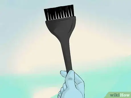 Imagen titulada Get a Dark Beard Step 7