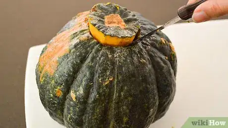Imagen titulada Bake Kabocha Squash Step 1