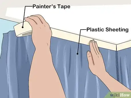 Imagen titulada Paint a High Ceiling over Stairs Step 21