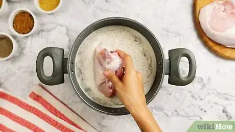 Imagen titulada Season Chicken Step 12