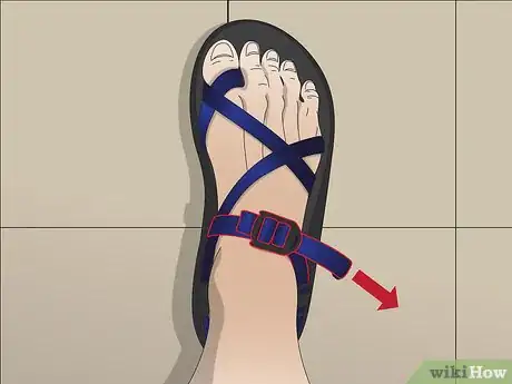 Imagen titulada Adjust Chacos with Toe Straps Step 10