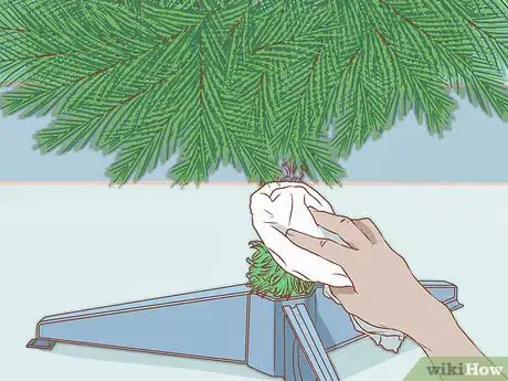 Imagen titulada Clean an Artificial Christmas Tree Step 5