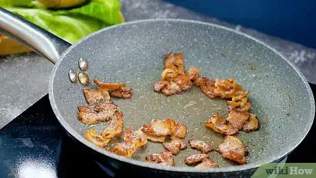 Imagen titulada Cook Cabbage and Potatoes Step 1