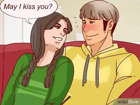 Image intitulée Get a Kiss in Middle School Step 10