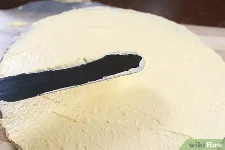 Image intitulée Frost a Cake Step 8
