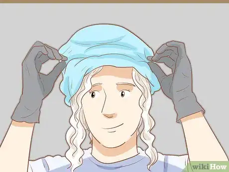 Image intitulée Dye Your Hair Rose Gold Step 6