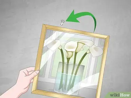Image intitulée Hang a Silk Poster Step 13