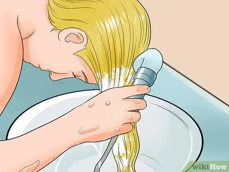 Image intitulée Dye Your Hair an Unnatural Color Step 11