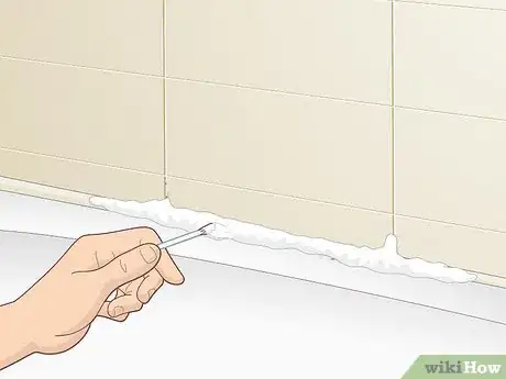 Image intitulée Remove Mold from Caulk Step 12