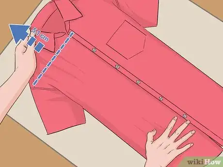 Image intitulée Stretch a Shirt Step 11