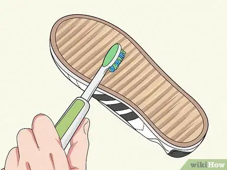 Image intitulée Clean Adidas Shoes Step 2