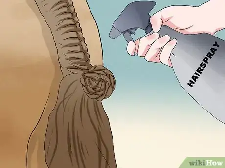 Image intitulée Plait a Horse's Tail Step 16
