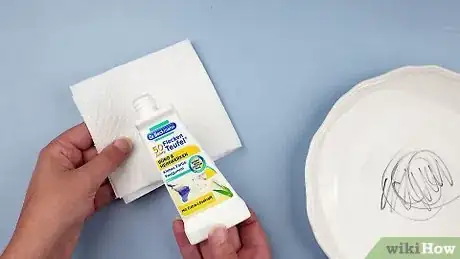 Image intitulée Remove Permanent Marker from a Smooth Surface Step 4