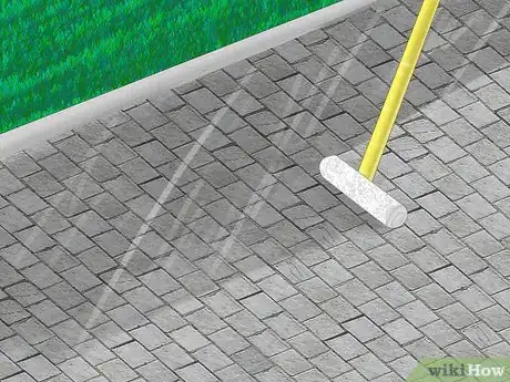 Image intitulée Use Paver Sealer Step 7