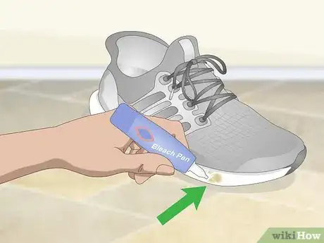 Image intitulée Clean an Ultra Boost Sole Step 2