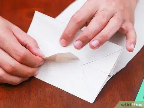 Image intitulée Cover a Textbook Step 9