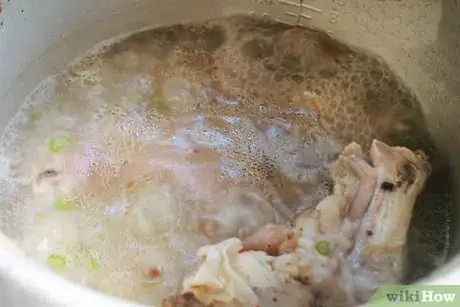 Image intitulée Cook Pig Feet Step 6