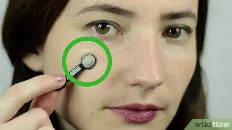 Image intitulée Use Color Correcting Concealers Step 10