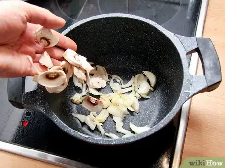 Image intitulée Make Mushroom Soup Step 3