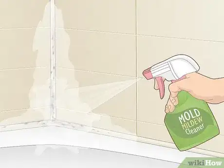 Image intitulée Remove Mold from Caulk Step 6