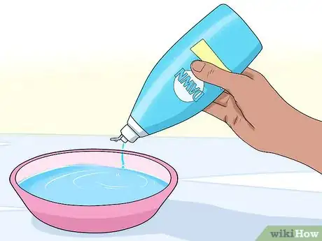 Image intitulée Clean a Fitbit Band Step 11