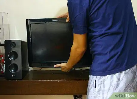 Image intitulée Mount a Flat Screen TV Step 13
