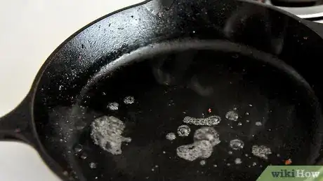 Image intitulée Clean Your Cast Iron Skillet or Pot After Daily Use Step 3