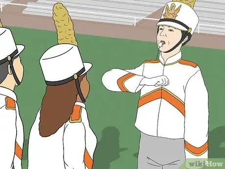 Image intitulée Be a Drum Major Step 10